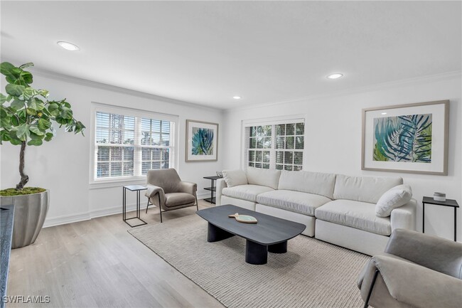 property at 271 Broad Ave S