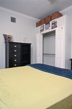 604 Morrill Ct in Valrico, FL - Building Photo - Building Photo