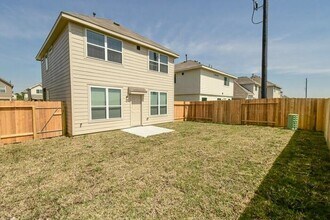 4163 Silver Ranch Rd in Houston, TX - Building Photo - Building Photo