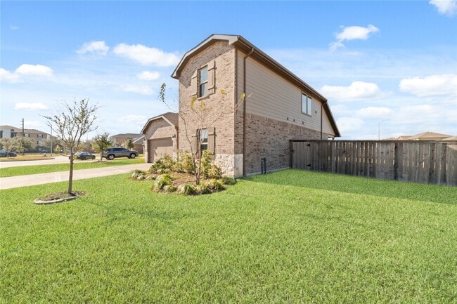 5615 Cedar Cres Ct in Richmond, TX - Building Photo - Building Photo