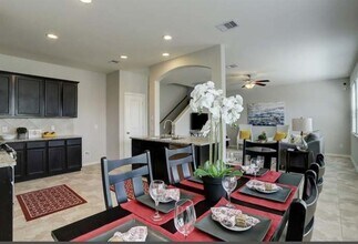 1326 Seagler Pond Ln in Houston, TX - Building Photo - Building Photo