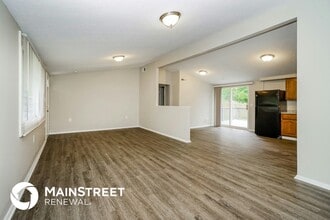 389 West St in Groveport, OH - Building Photo - Building Photo