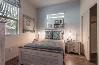 Palm Valley Villas in Goodyear, AZ - Building Photo - Interior Photo