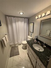 1904 S Ocean Dr, Unit 1906 in Hallandale Beach, FL - Building Photo - Building Photo