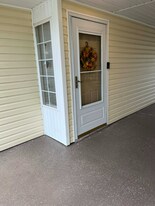 2226 Huntingdon Dr in Surfside Beach, SC - Building Photo