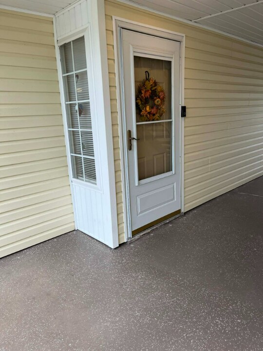 2226 Huntingdon Dr in Surfside Beach, SC - Foto de edificio