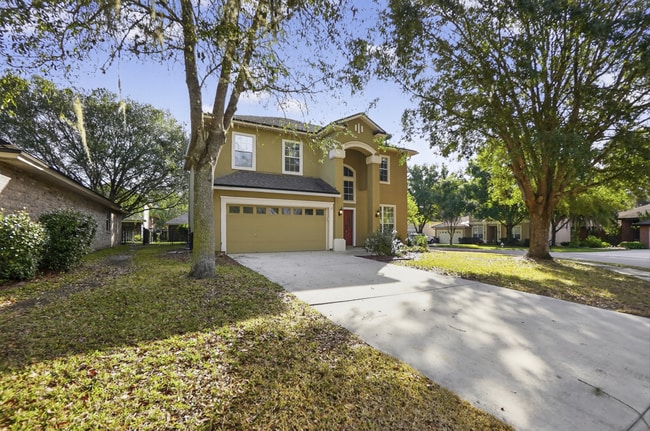 1601 Majestic View Ln in Orange Park, FL - Foto de edificio - Building Photo