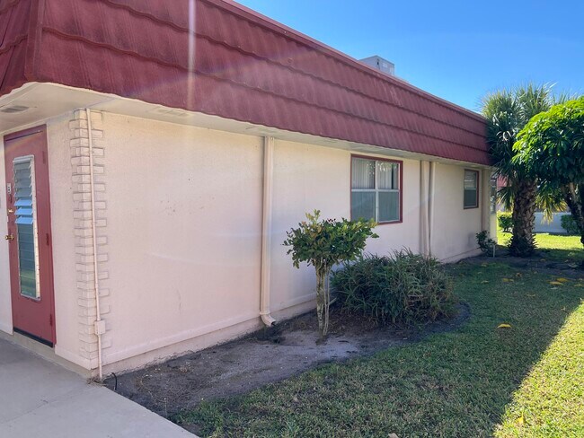 254 Seville K in Delray Beach, FL - Building Photo - Building Photo