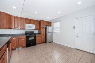 3401 Esther Pl in Baltimore, MD - Building Photo - Building Photo