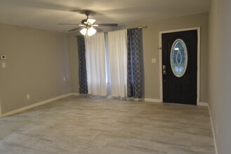 715 E 43rd St in Houston, TX - Building Photo - Building Photo