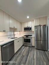 704 Violet Ln in Jackson Township, NJ - Building Photo - Building Photo