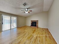 329 W Wescott Dr in Phoenix, AZ - Building Photo - Building Photo