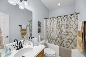 8725 Evangeline Dr in North Charleston, SC - Building Photo - Building Photo