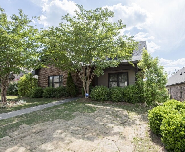 property at 987 Starr Ct