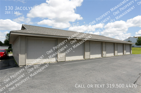 130 Jacolyn Dr SW in Cedar Rapids, IA - Building Photo - Building Photo