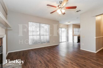 4448 Newport St in Grand Prairie, TX - Building Photo - Building Photo