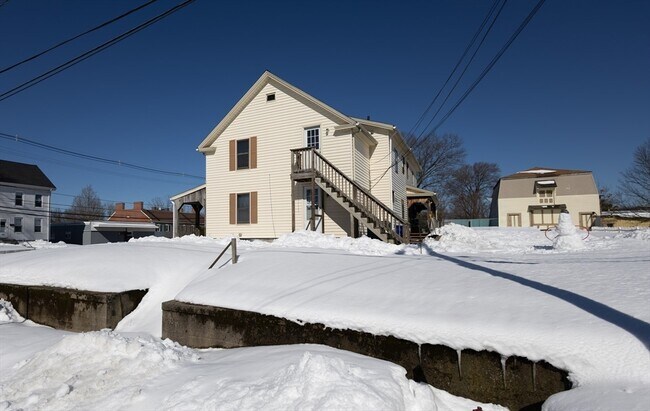 119 Bank St in Attleboro, MA - Building Photo - Building Photo