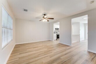 12507 Rio Bravo St in Rosharon, TX - Building Photo - Building Photo