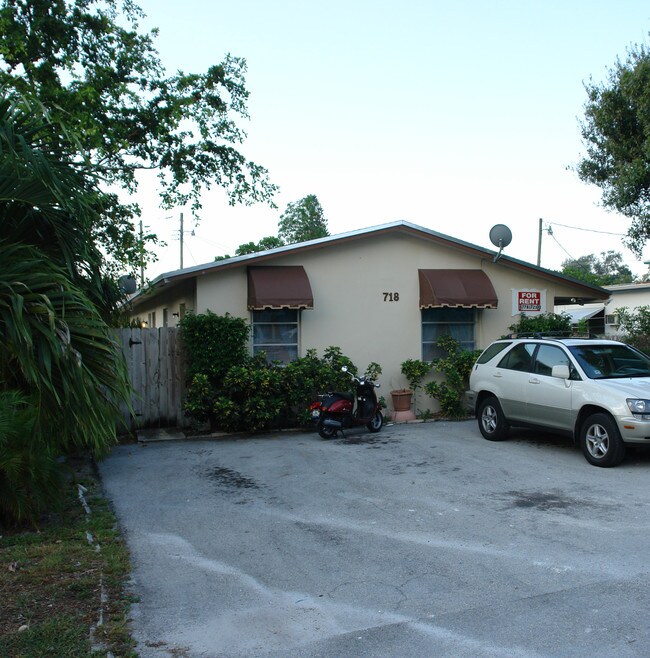 718 SE 13th St in Fort Lauderdale, FL - Building Photo - Building Photo