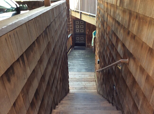 525 Jackson St, Unit A photo'