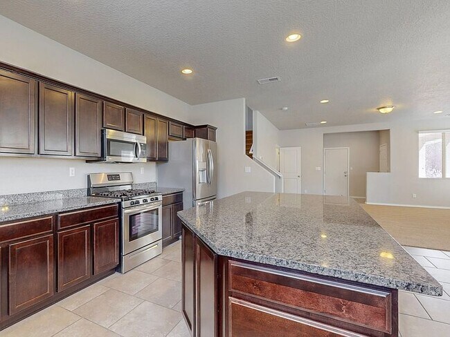 8912 Zephyr Pl NW in Albuquerque, NM - Building Photo - Building Photo