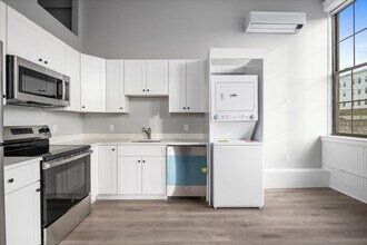 22 Waverly St in Worcester, MA - Foto de edificio - Building Photo