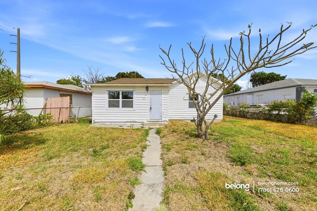 property at 170 W 23rd St