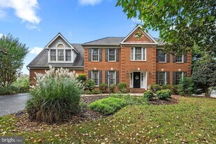 4556 Minuteman Dr in Rockville, MD - Building Photo