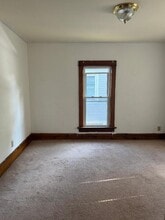 743 S Wildwood Ave in Kankakee, IL - Building Photo - Building Photo