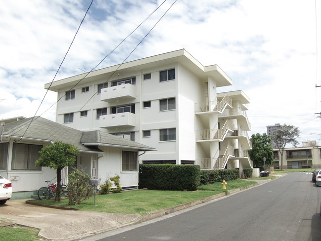 1760 Nanea St in Honolulu, HI - Building Photo - Building Photo