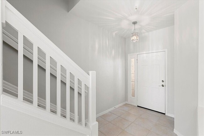 property at 839 Hampton Cir