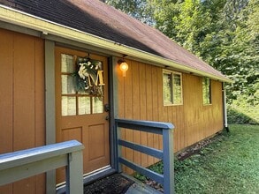 4130 Monacan Trail Rd in North Garden, VA - Building Photo - Building Photo