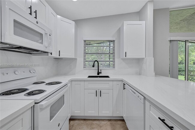 property at 618 Woodgate Cir