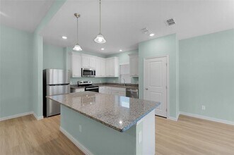 2027 Bluebonnet Ave in Denison, TX - Building Photo - Building Photo