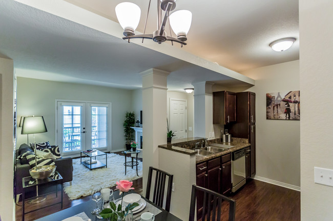 The Villa at River Pointe in Maumelle, AR - Building Photo - Building Photo