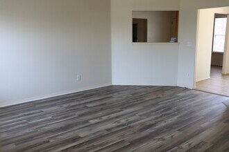 805 SW Sandrock Rd in Bentonville, AR - Building Photo - Building Photo