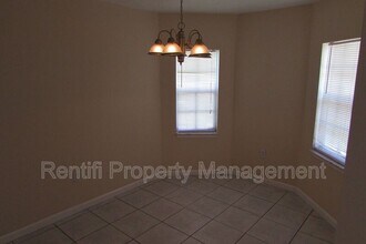 12325 First St in Ft. Myers, FL - Building Photo - Building Photo
