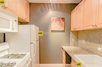 2021 Commonwealth Ave, Unit 2001-2 in Boston, MA - Building Photo - Building Photo