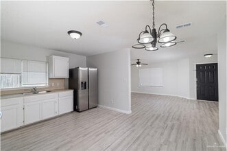 16 West St in McAllen, TX - Building Photo - Building Photo