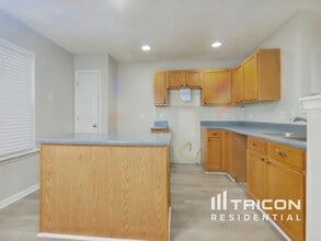 218 Osmanthus Way in Canton, GA - Building Photo - Building Photo