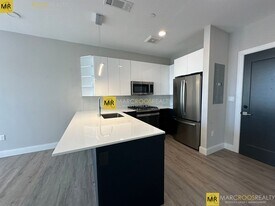 636 Saratoga St, Unit #308 in Boston, MA - Building Photo