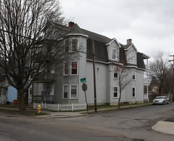 923 Lake St Apartments