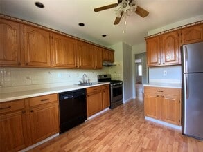 31 Parkside Dr in Suffern, NY - Building Photo - Building Photo