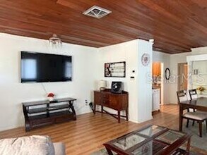 421 Riviera St in Venice, FL - Building Photo - Building Photo