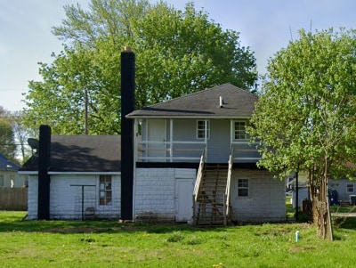 1111 W 2nd St in Anderson, IN - Foto de edificio