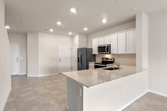 1718 Delightful Dr in Four Corners, FL - Building Photo - Building Photo