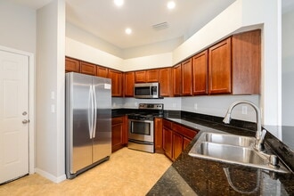 17407 Garden Heath Ct in Land O Lakes, FL - Building Photo - Building Photo