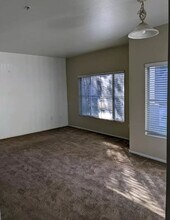 600 W Grove Pky, Unit 1053 in Tempe, AZ - Foto de edificio - Building Photo