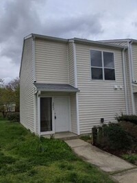 3842 Staffordshire Ln