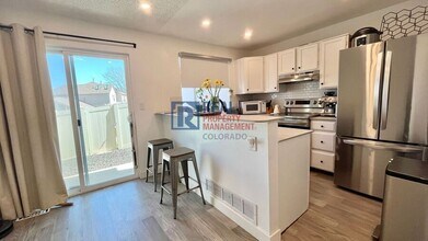 9701 W Chatfield Ave in Littleton, CO - Building Photo - Building Photo